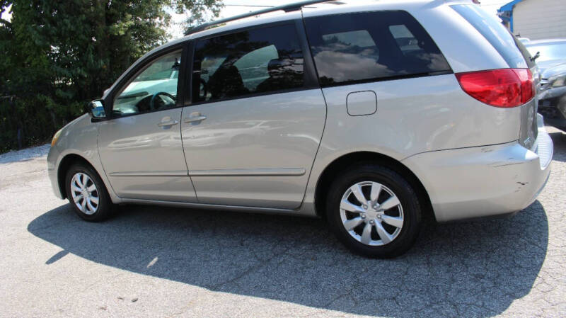 2006 Toyota Sienna for sale at NORCROSS MOTORSPORTS in Norcross GA