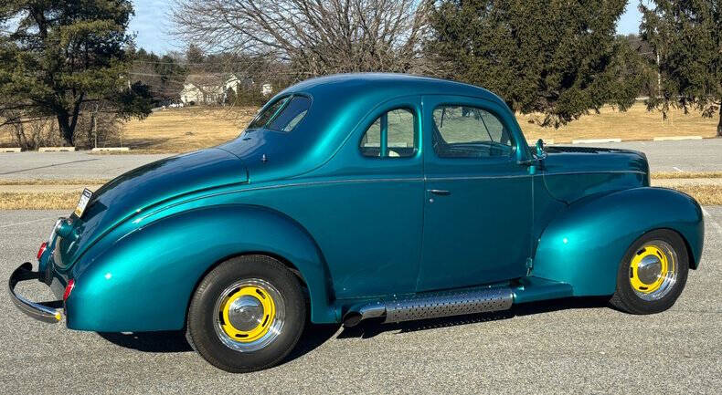 1939 Ford Deluxe
