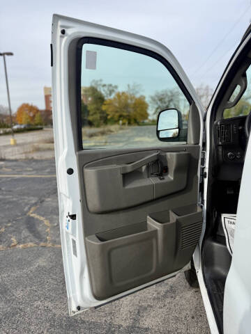 2018 GMC Savana 3500