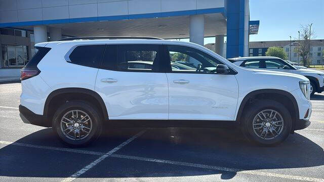 2025 GMC Acadia Elevation