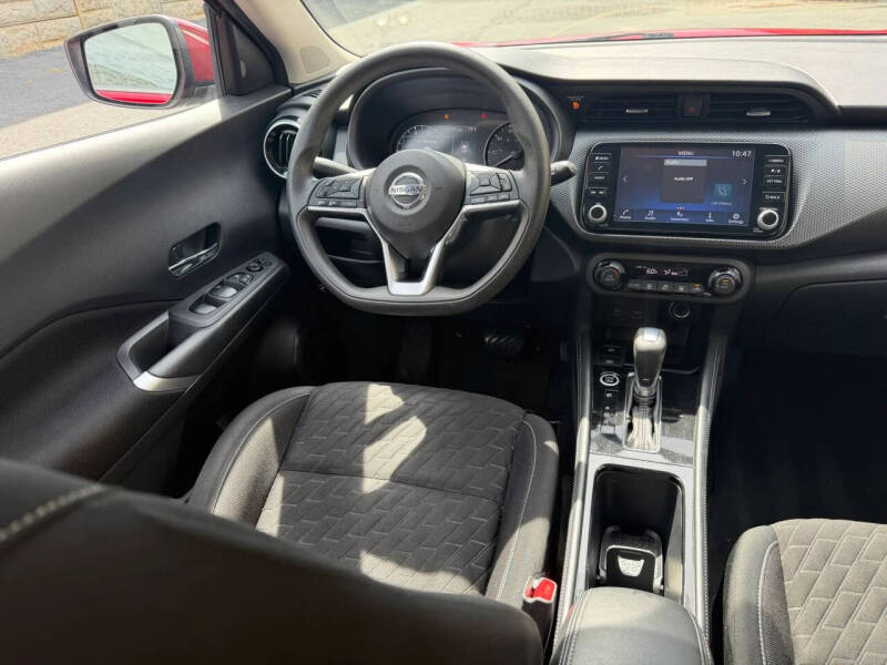 2021 Nissan Kicks SV
