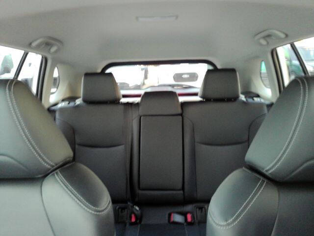 2025 Toyota Corolla Cross XLE