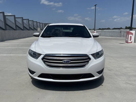 2013 Ford Taurus SEL