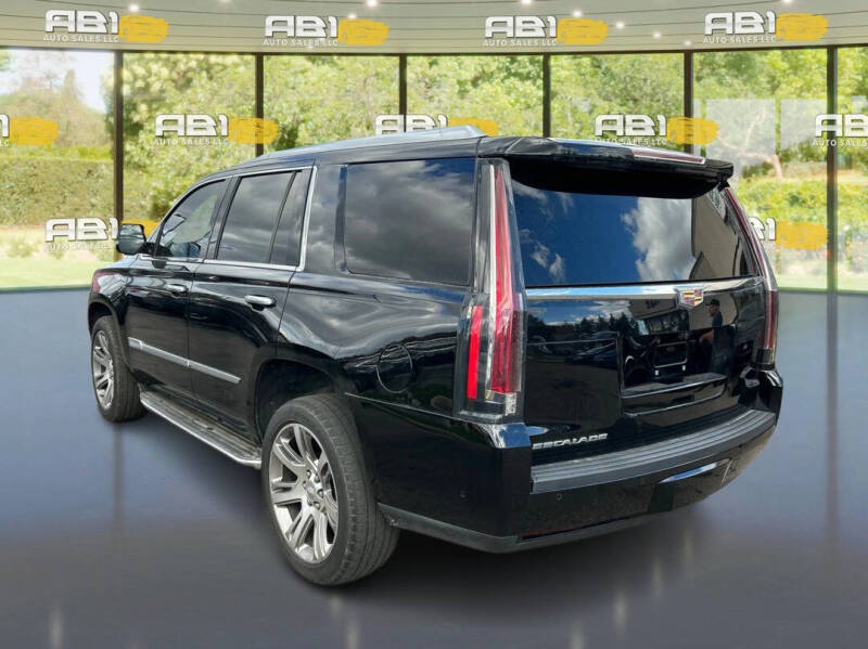 2020 Cadillac Escalade Premium Luxury