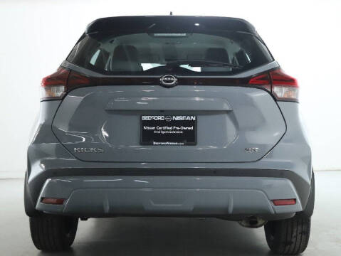 2023 Nissan Kicks SR