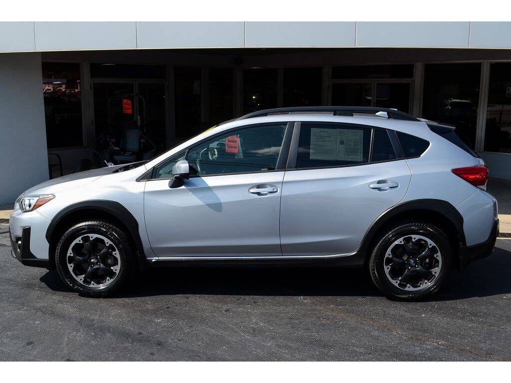 2021 Subaru Crosstrek for sale at EARL DUFF PRE-OWNED CENTER in Harriman, TN