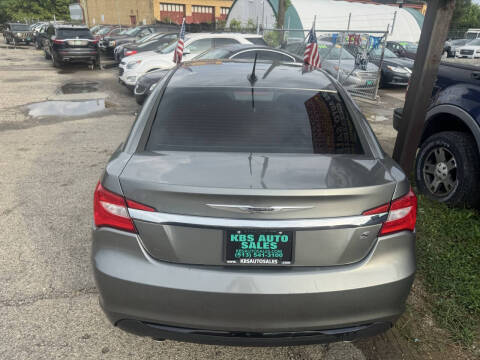 2012 Chrysler 200 Touring