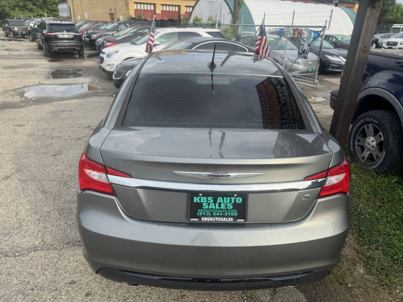 2012 Chrysler 200 Touring