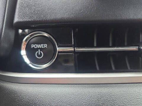 2024 Mitsubishi Outlander PHEV SE