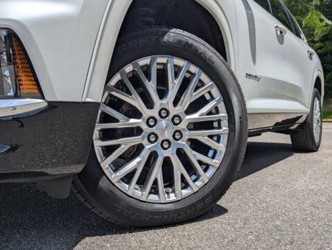 2024 GMC Acadia Denali