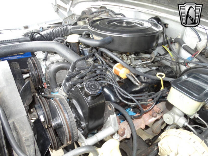 1986 Jeep Grand Wagoneer