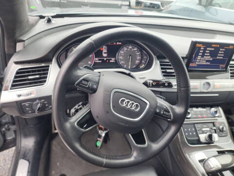 2013 Audi S8 4.0T quattro
