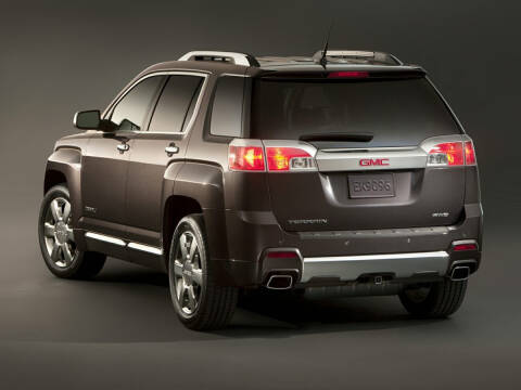 2014 GMC Terrain for sale at CHEVROLET OF SMITHTOWN in Saint James NY