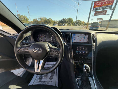 2017 Infiniti Q60 Red Sport 400