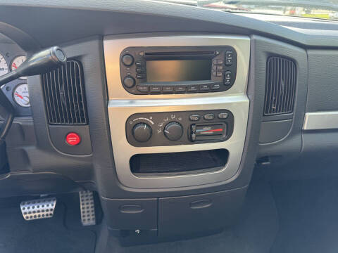 2005 Dodge Ram 1500 SRT-10