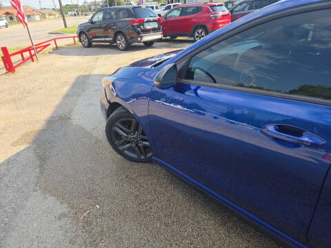 2021 Kia Forte GT Line