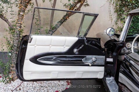 1960 Ford Thunderbird