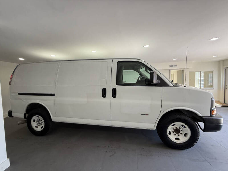 2017 Chevrolet Express 2500