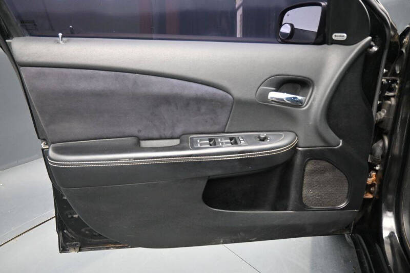 2013 Chrysler 200 Limited