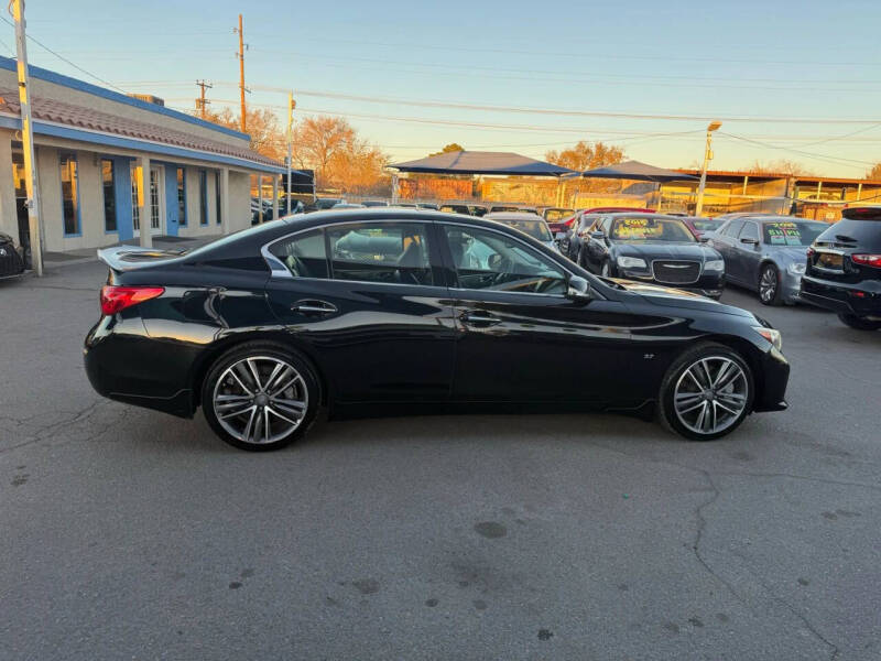 2015 Infiniti Q50