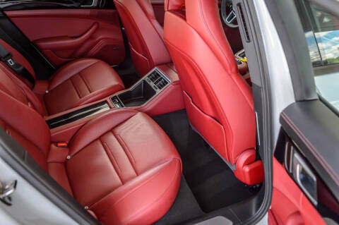 2020 Porsche Panamera