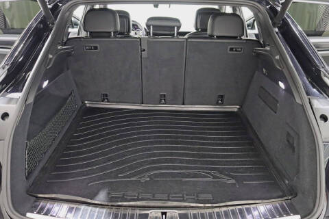 2022 Porsche Cayenne