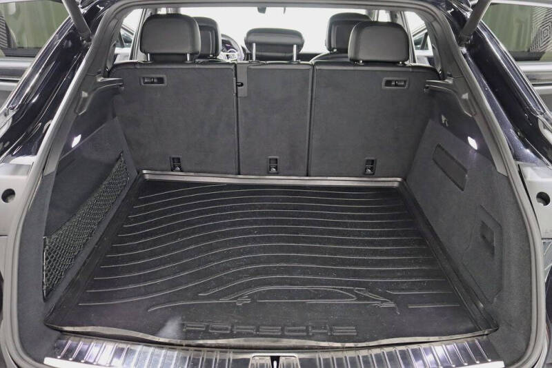 2022 Porsche Cayenne
