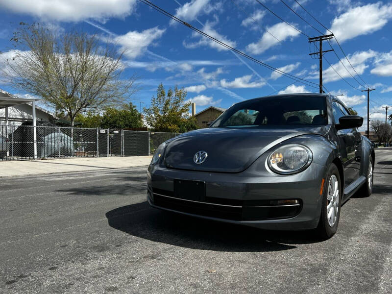2013 Volkswagen Beetle for sale at Trade In Auto Sales in Van Nuys CA