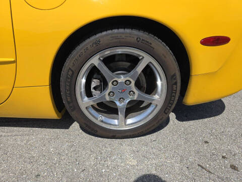 2004 Chevrolet Corvette