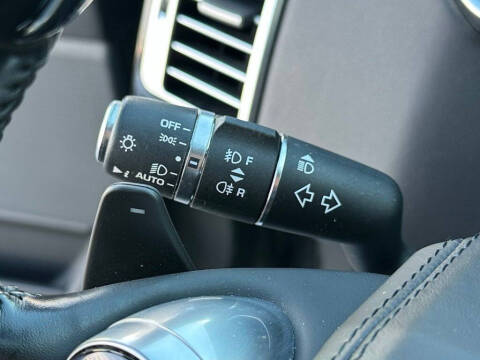 2021 Land Rover Range Rover P525 HSE Westminster Edition