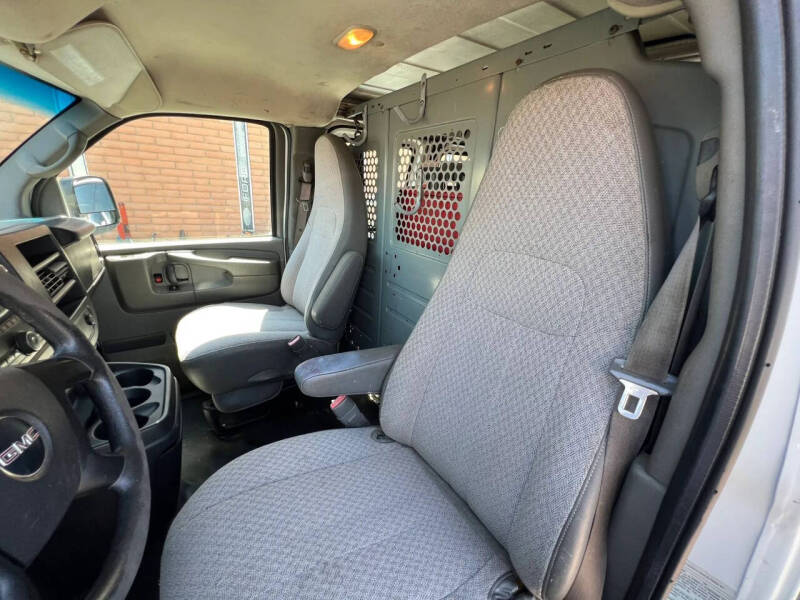 2014 GMC Savana 2500