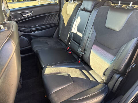 2017 Ford Edge Sport