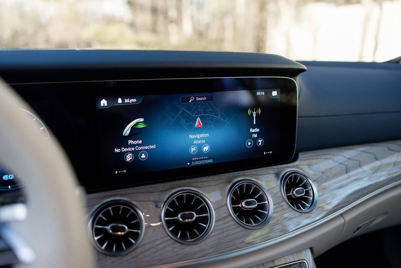 2023 Mercedes-Benz E-Class 21