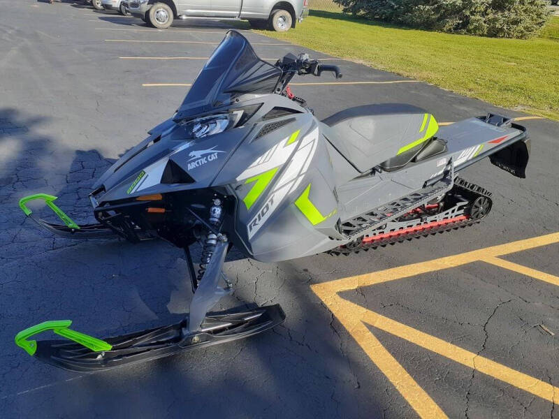 2022 Arctic Cat Riot 8000 146&quot;/1.35&quot; for sale at Road Track and Trail in Big Bend WI