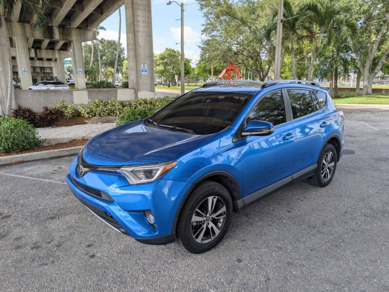 2017 Toyota RAV4 XLE