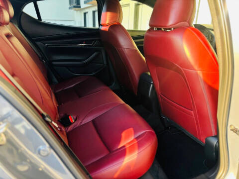 2023 Mazda Mazda3 Hatchback 2.5 S Carbon Edition
