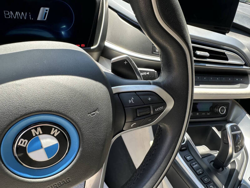 2016 BMW i8