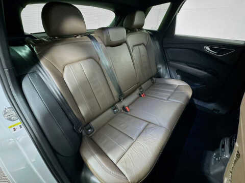 2022 Audi Q4 e-tron quattro Premium 50