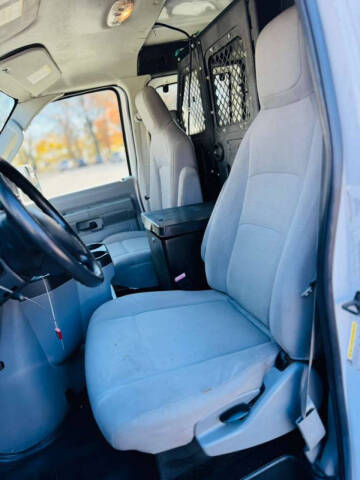 2014 Ford E-Series E-250