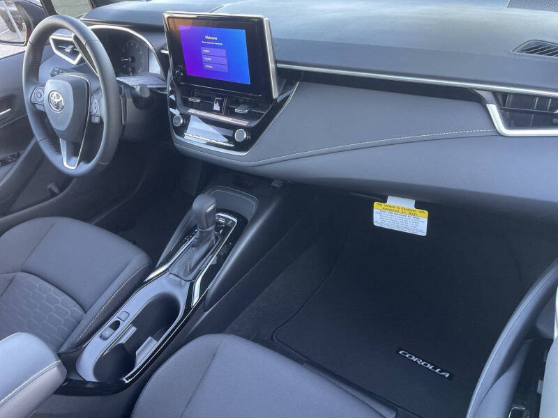 2026 Toyota Corolla Hatchback SE