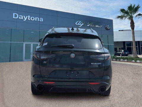 2025 Alfa Romeo Stelvio
