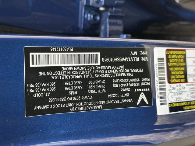 2025 VinFast VF8 Plus