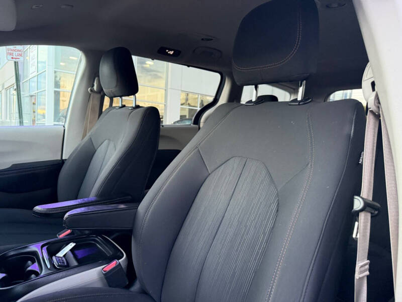 2018 Chrysler Pacifica Touring Plus