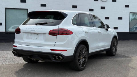 2017 Porsche Cayenne S