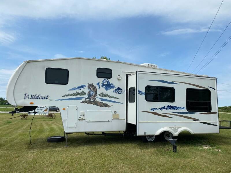 2006 Forest River 28RK for sale at Sam Buys in Beaver Dam WI