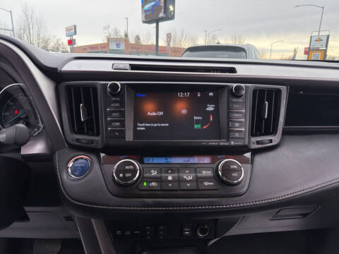 2017 Toyota RAV4 Hybrid Limited