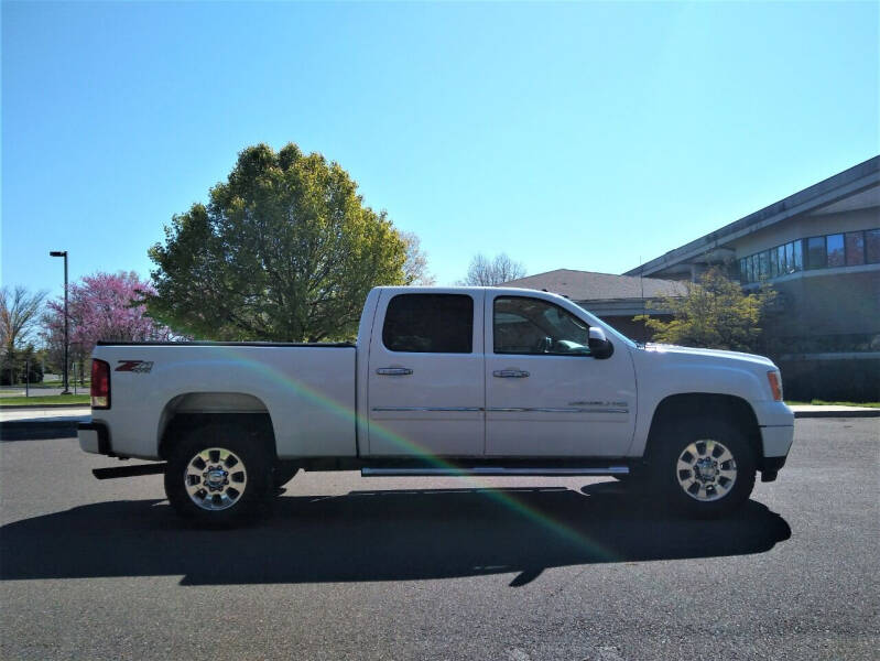2011 GMC Sierra 2500HD Denali