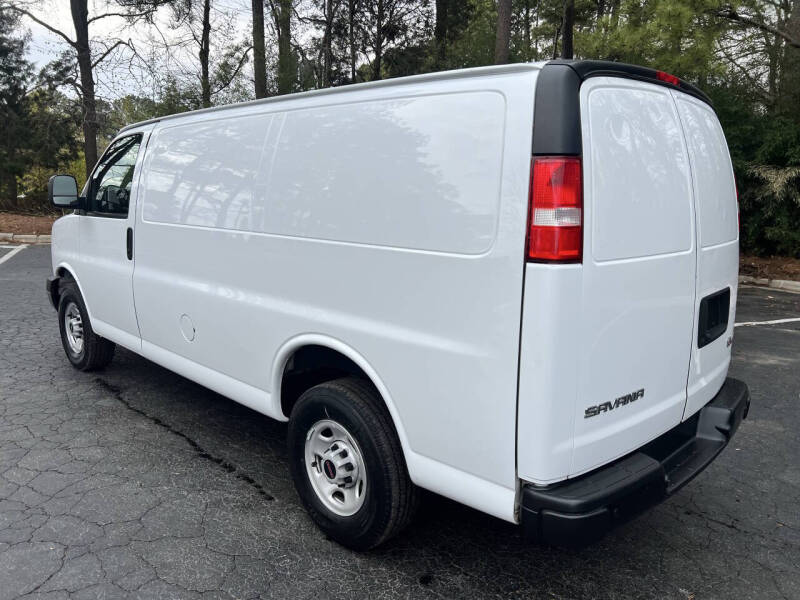 2023 GMC Savana 2500