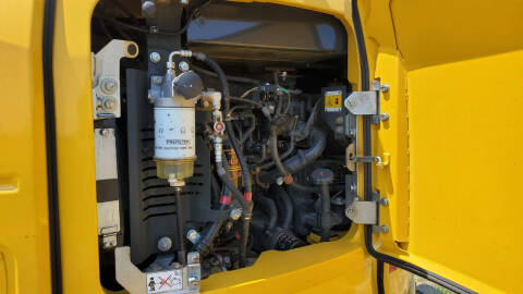 2021 Komatsu PC88MR-11