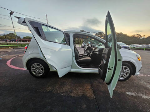 2017 Chevrolet Sonic LT Auto Fleet